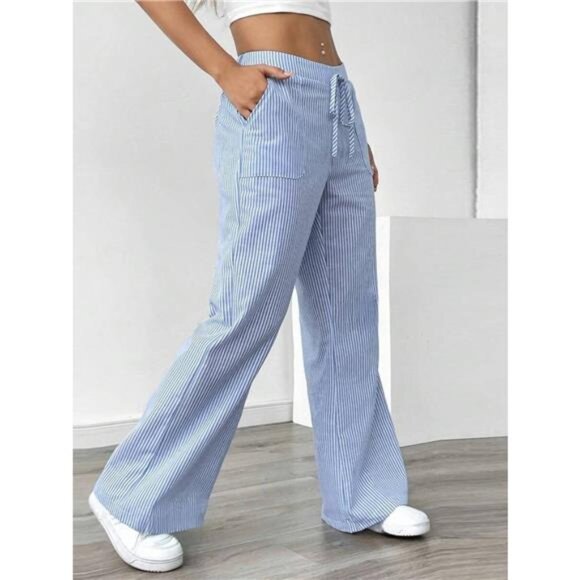 Striped Wide Leg Pants - Picture 4 of 11